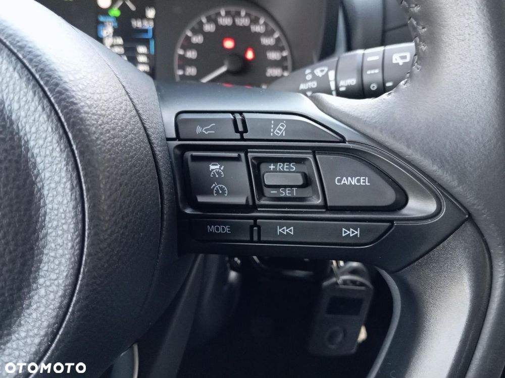 Toyota Yaris Hybrid 1.5 Comfort - 17