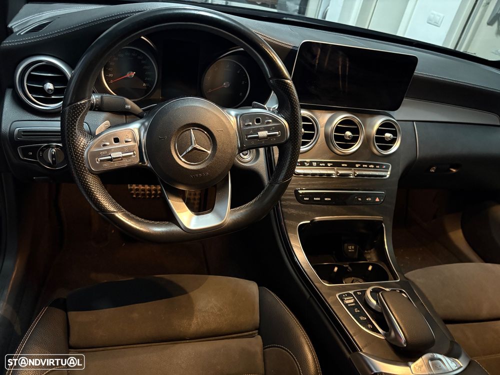 Mercedes-Benz 220 - 3