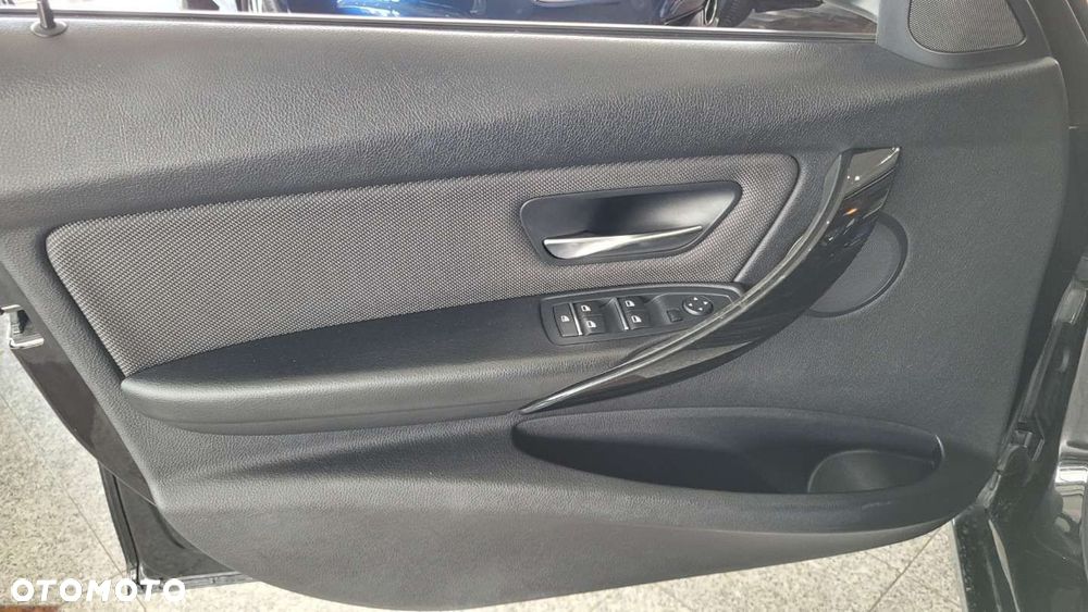 BMW Seria 3 - 10