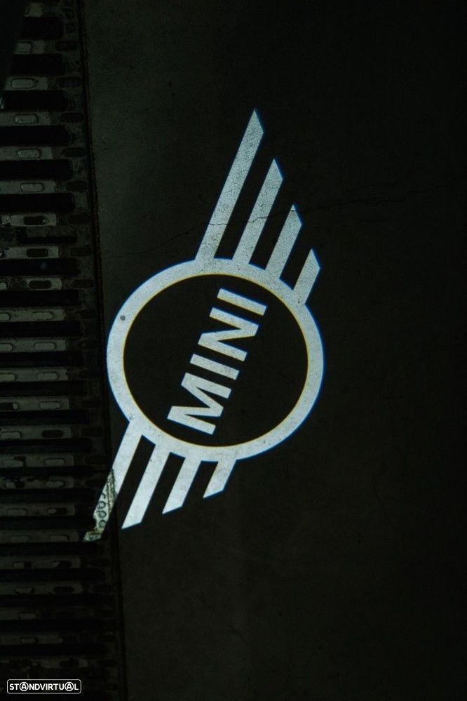 MINI 3 Portas Cooper C Essential - 41