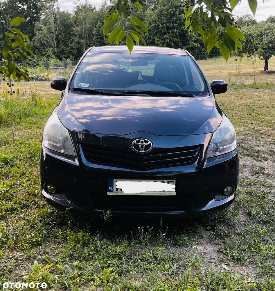 Toyota Verso 1.8 Premium EU5 - 4
