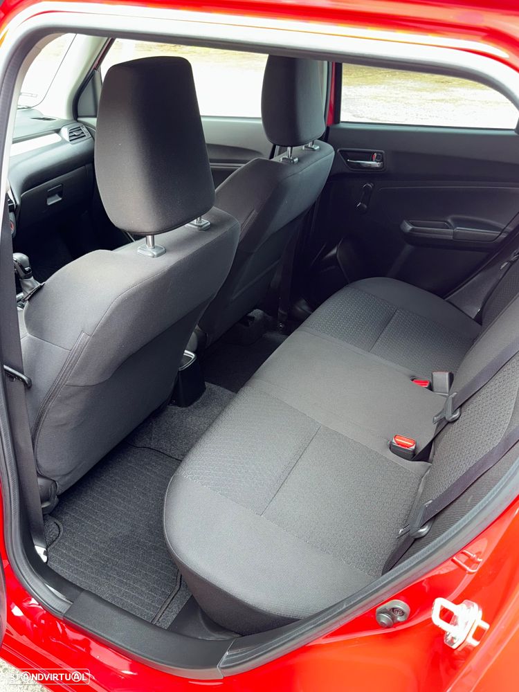 Suzuki Swift 1.2 Mild Hybrid GLE CVT - 38