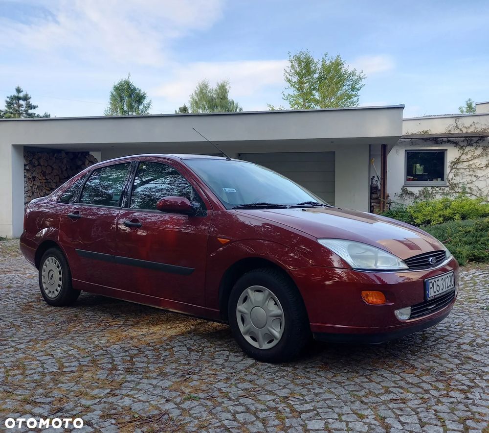 Ford Focus 1.6 Ghia - 3