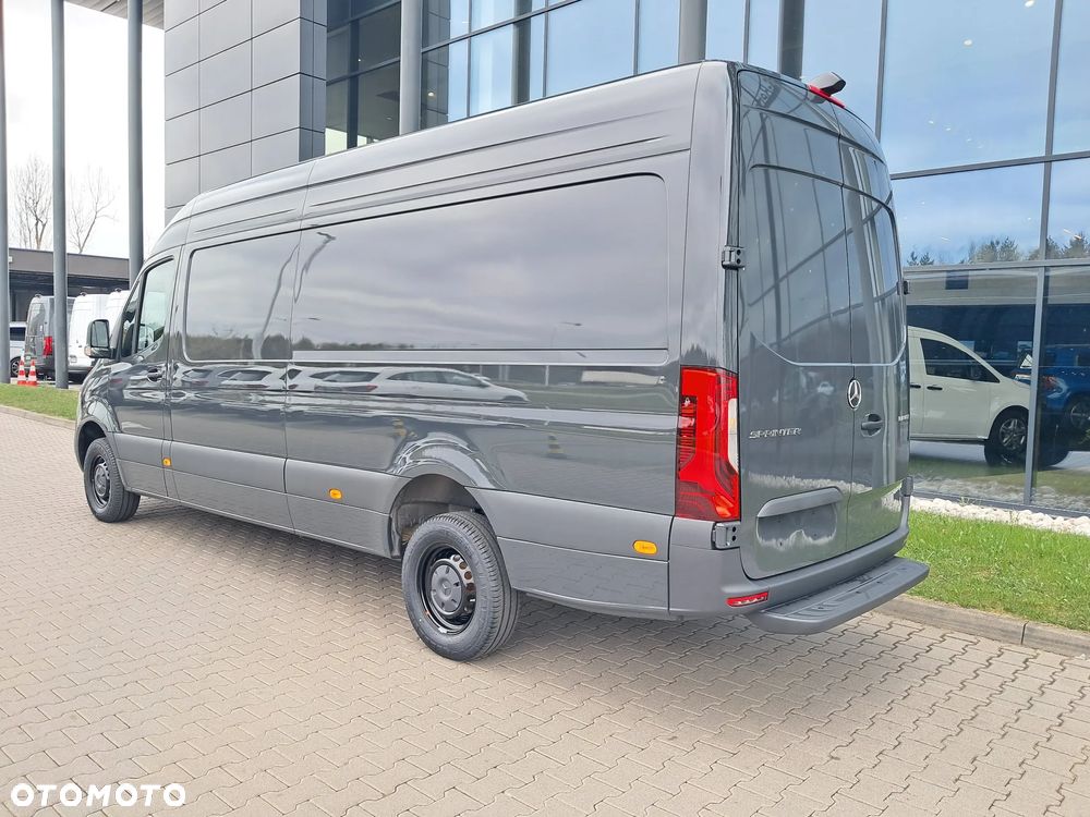 Mercedes-Benz Sprinter 319 CDI Furgon PRO długi 4325 mm L3H2 - 7