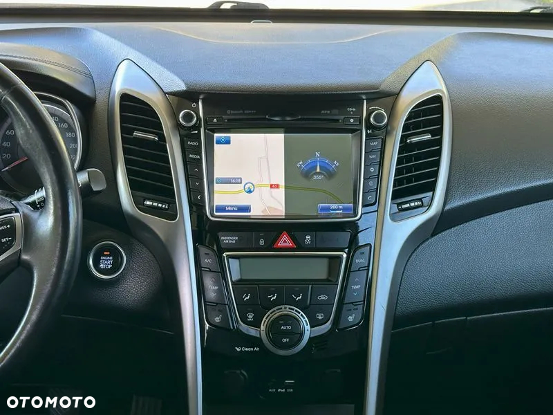 Hyundai i30 - 14