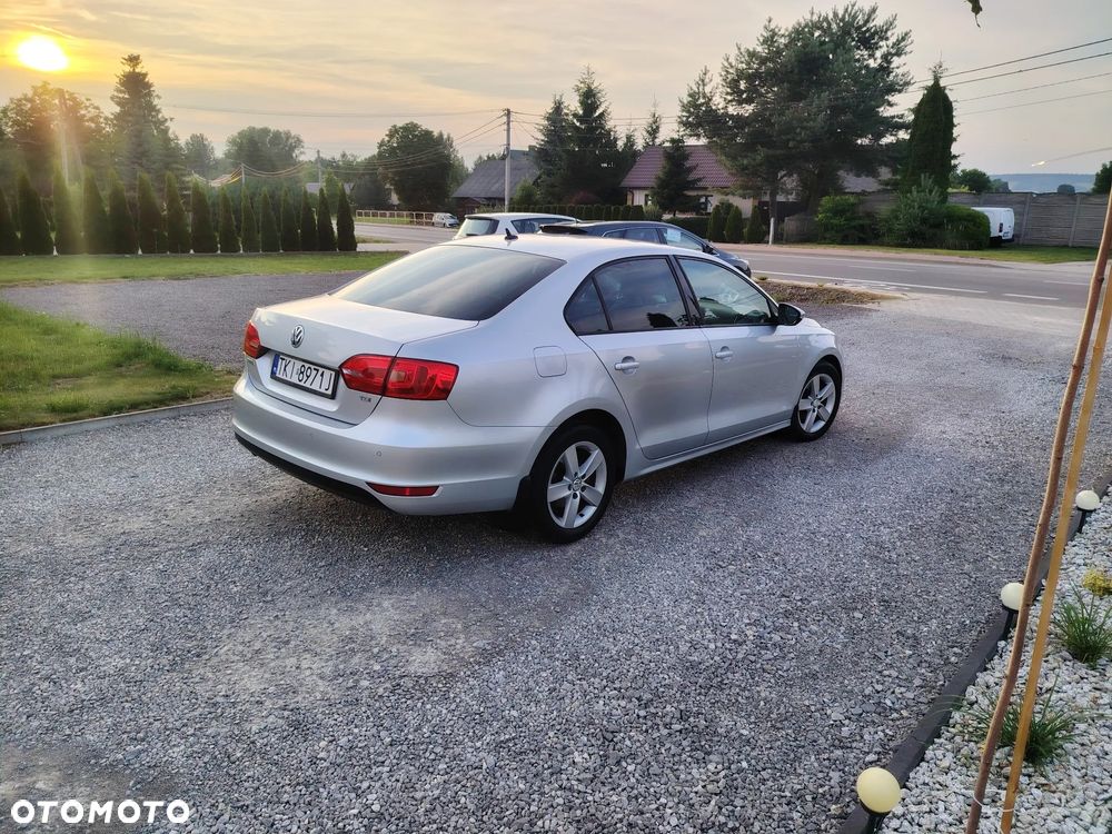 Volkswagen Jetta 1.6 TDI Comfortline Optimum - 5