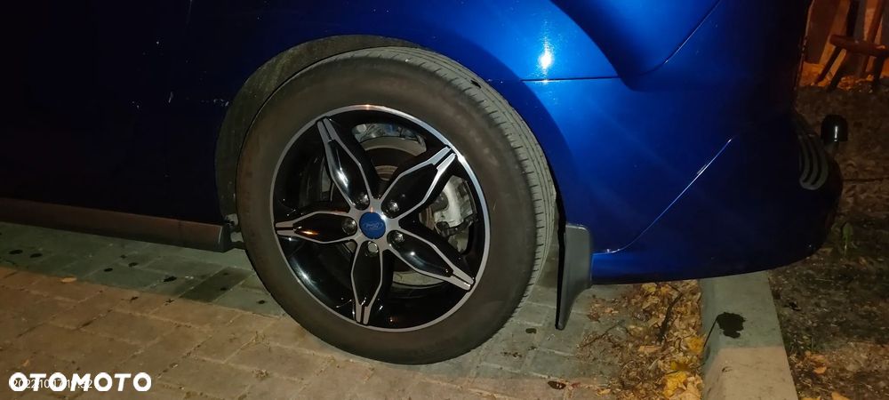 Ford Tourneo Connect Grand ver-1-5-ecoblue-titanium-powershift - 9