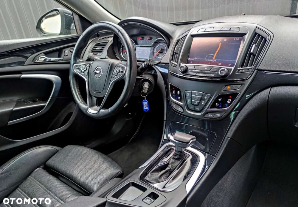 Opel Insignia - 28
