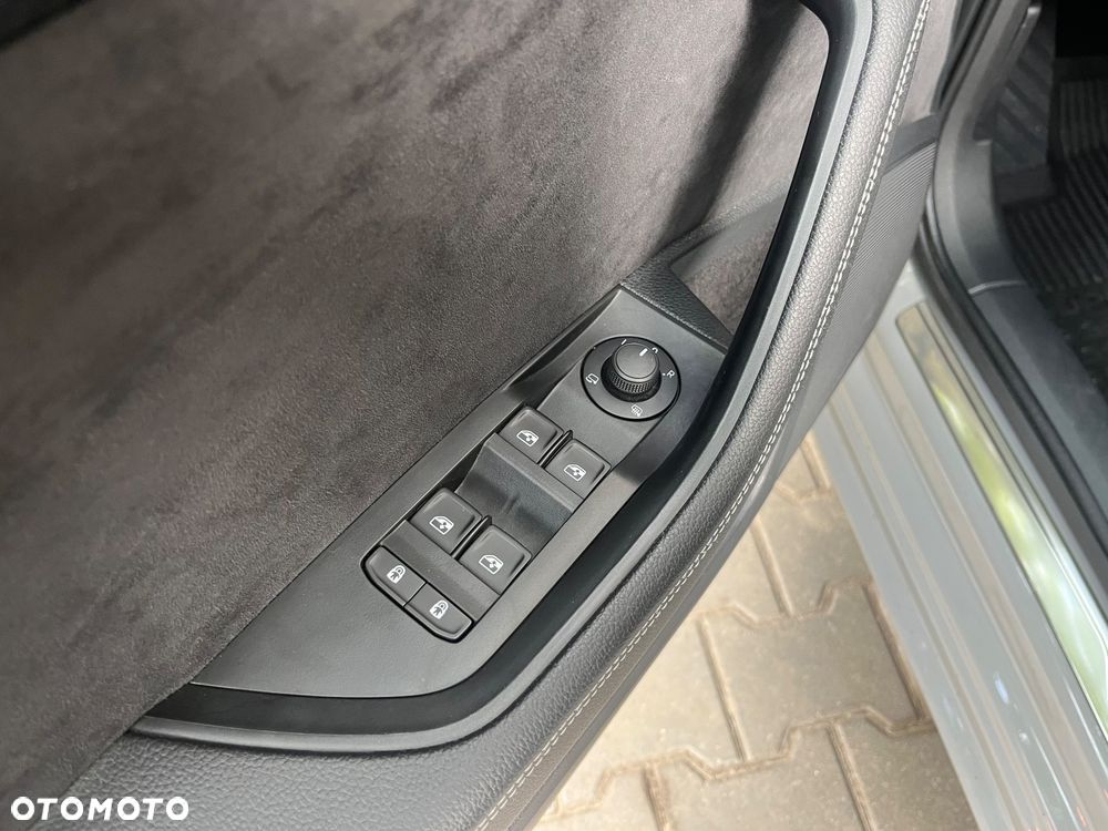 Skoda Superb 2.0 TSI Sportline DSG - 13