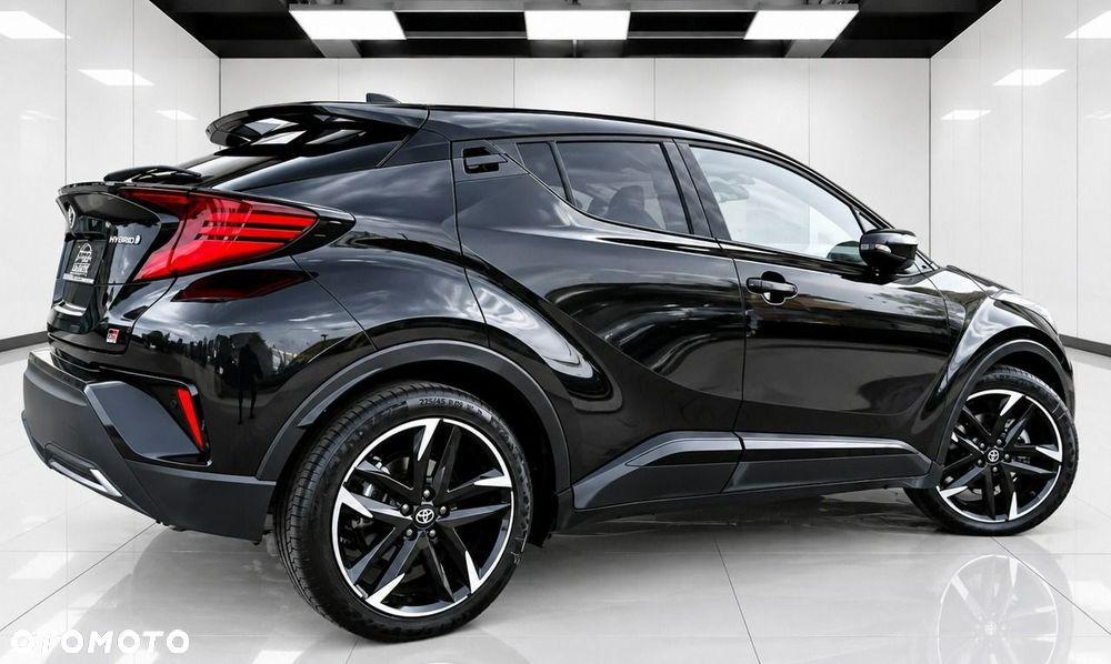 Toyota C-HR - 26