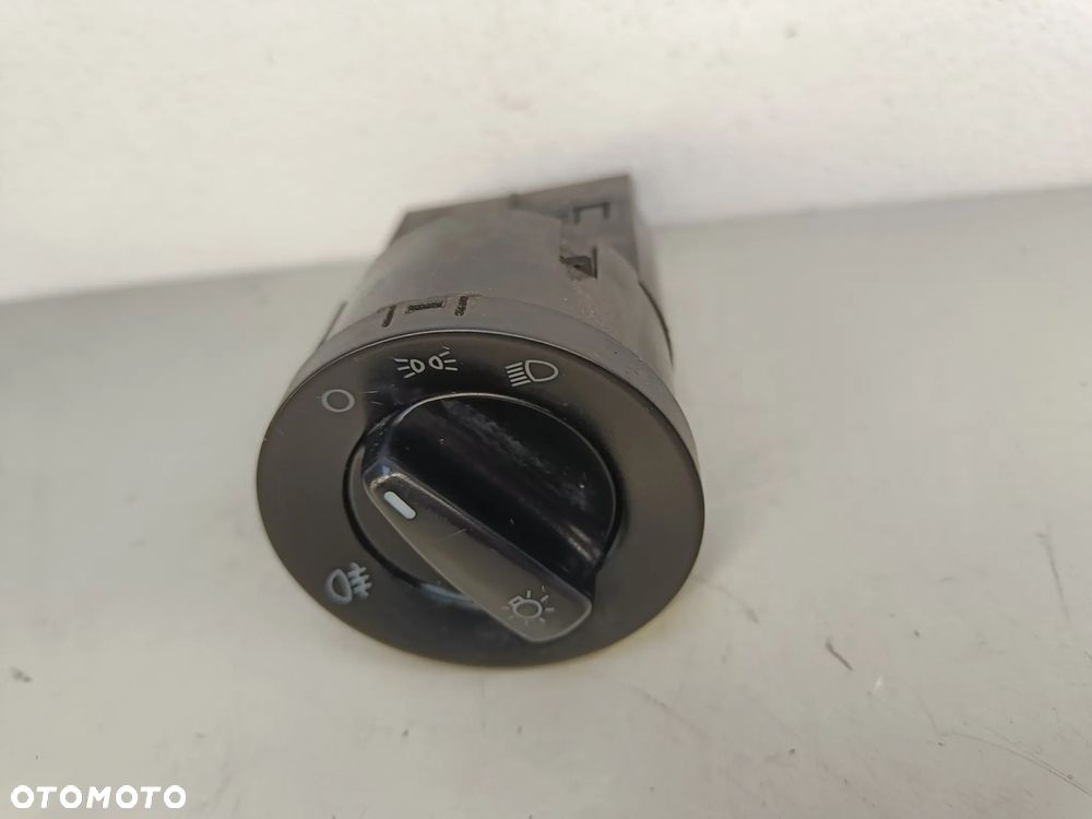 Włącznik świateł Skoda Octavia I FL Lift Superb Fabia Roomster Przełącznik świateł  3B0941531B - 2