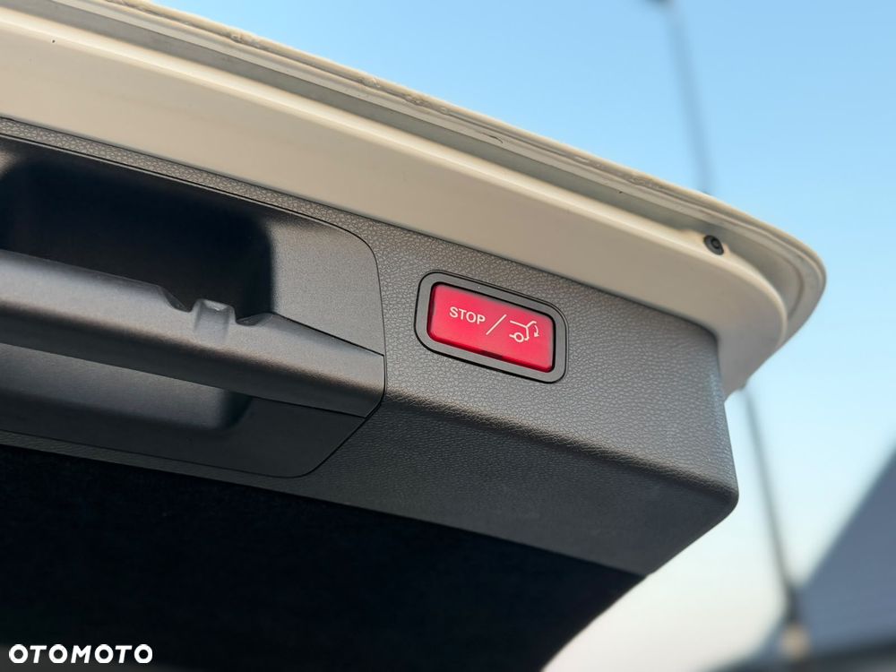 Mercedes-Benz Klasa E 220 d 9G-TRONIC Avantgarde - 33