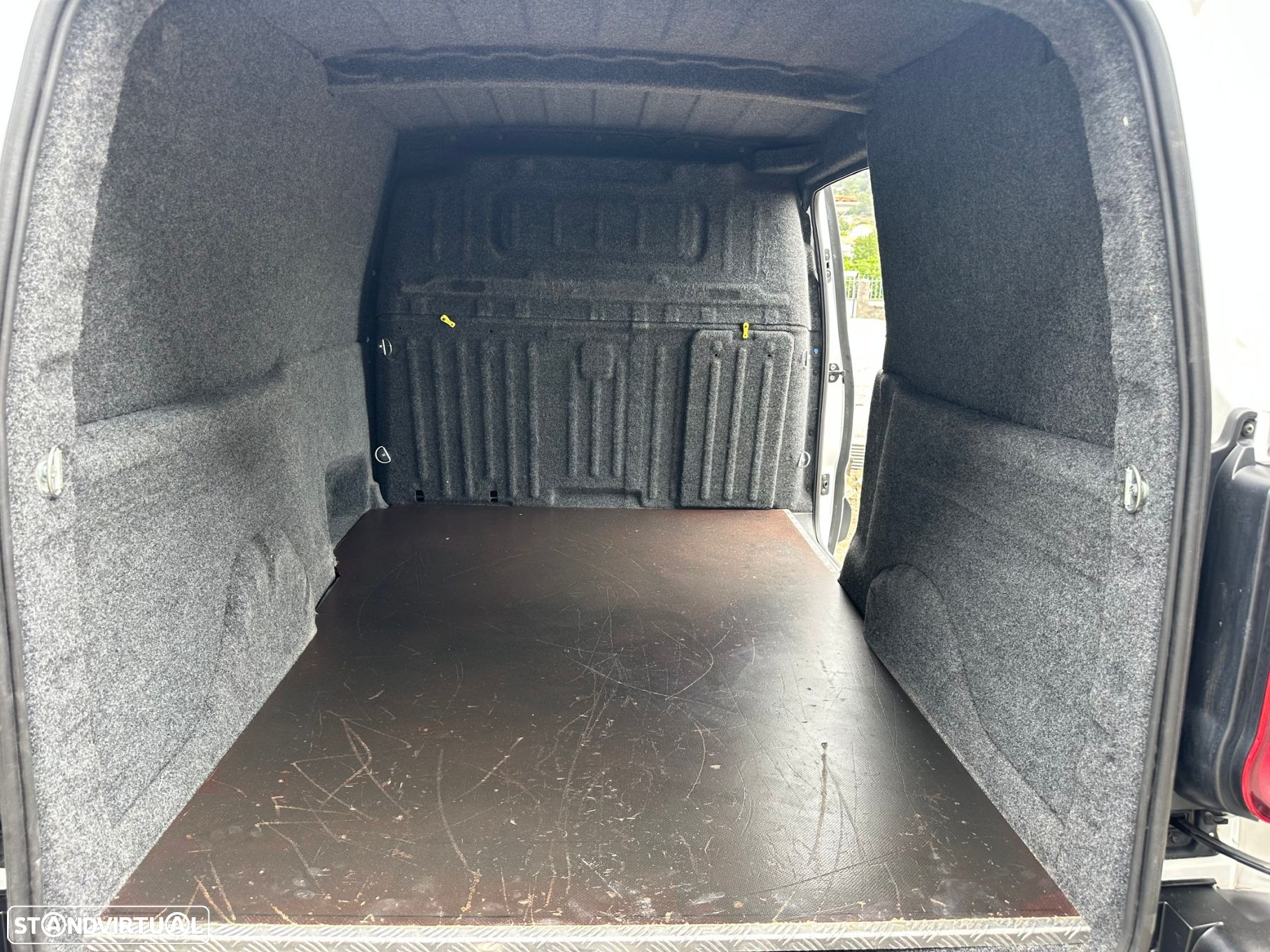 Peugeot Partner 1.5 BlueHDi Premium Longa - 5
