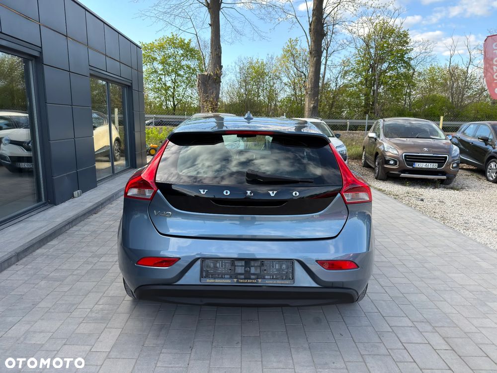 Volvo V40 D2 R-Design Momentum - 5