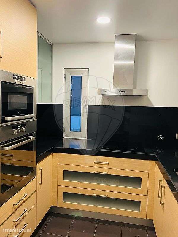 Apartamento T1 para arrendamento - Grande imagem: 2/10