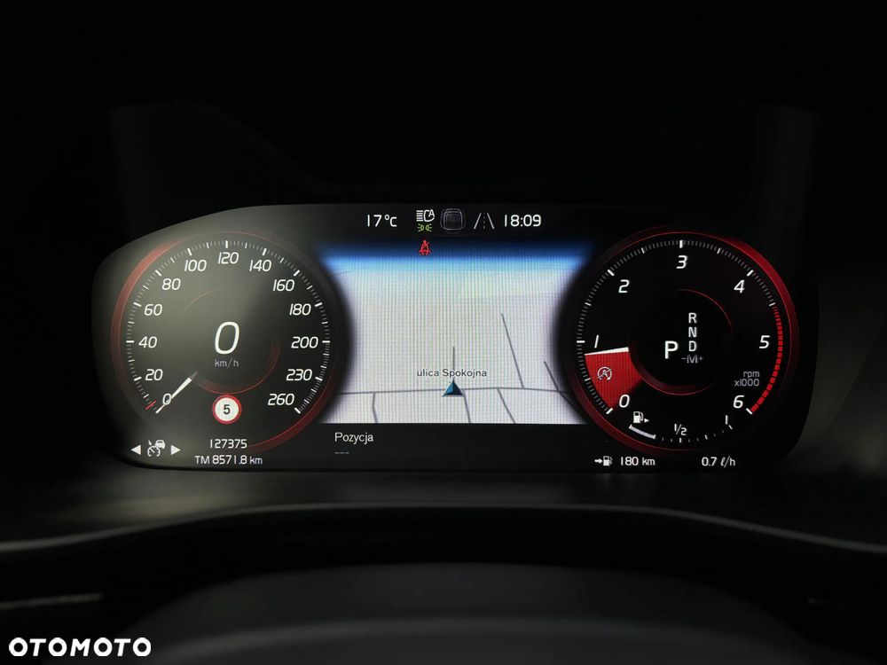 Volvo XC 40 D3 R-Design - 26