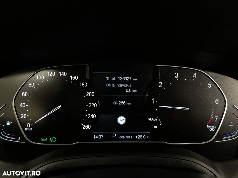 BMW Seria 3 320i xDrive AT - 27