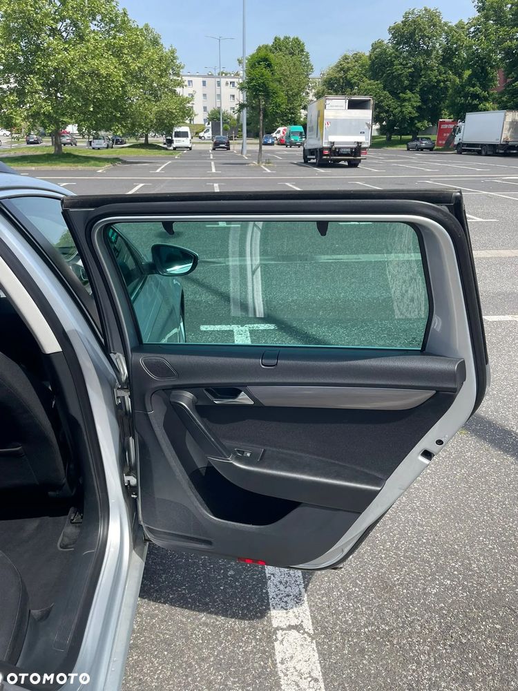 Volkswagen Passat 2.0 TDI Comfortline - 27