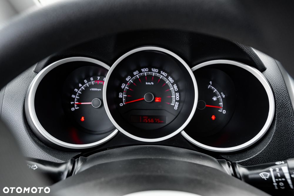 Kia Venga 1.4 CVVT Titanium Collection - 18