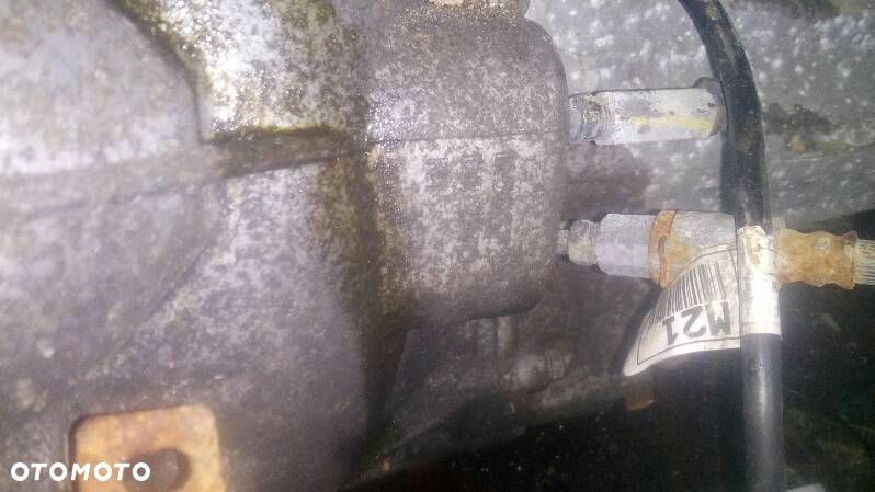 SKRZYNIA BIEGÓW  HYUNDAI IX35 2.0CRDI - 5