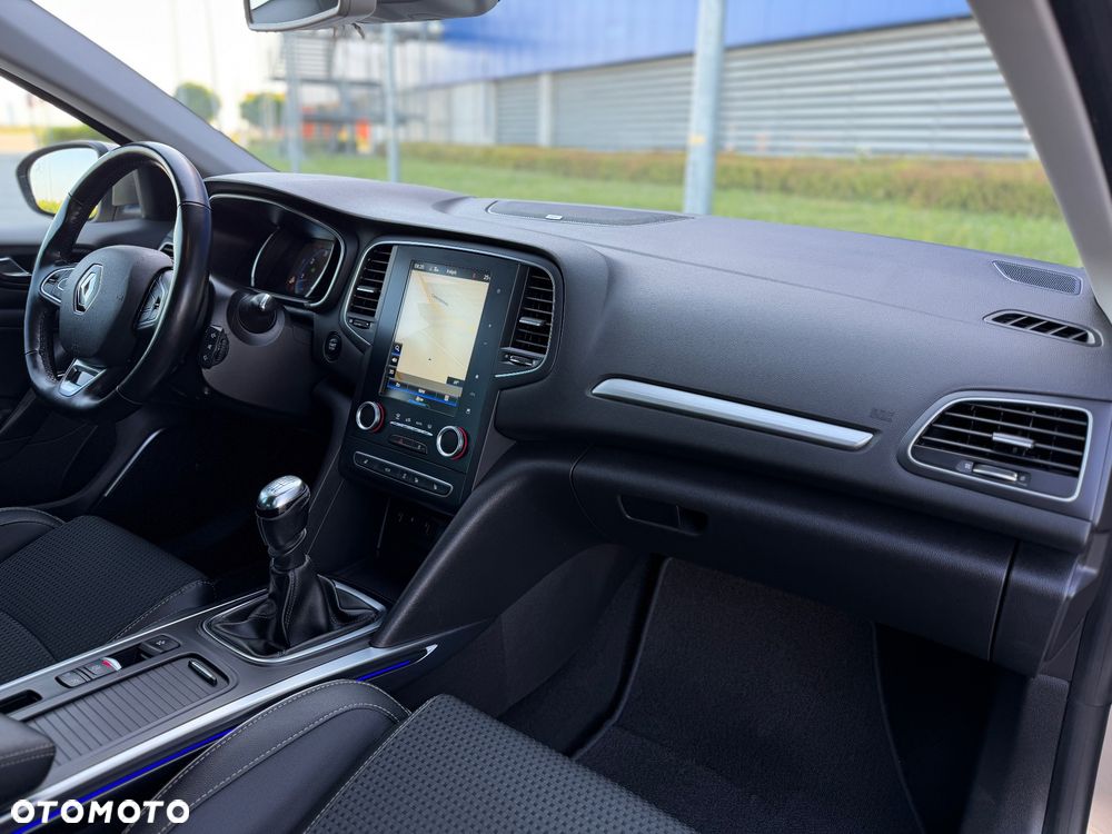 Renault Megane 1.2 Energy TCe Bose - 23