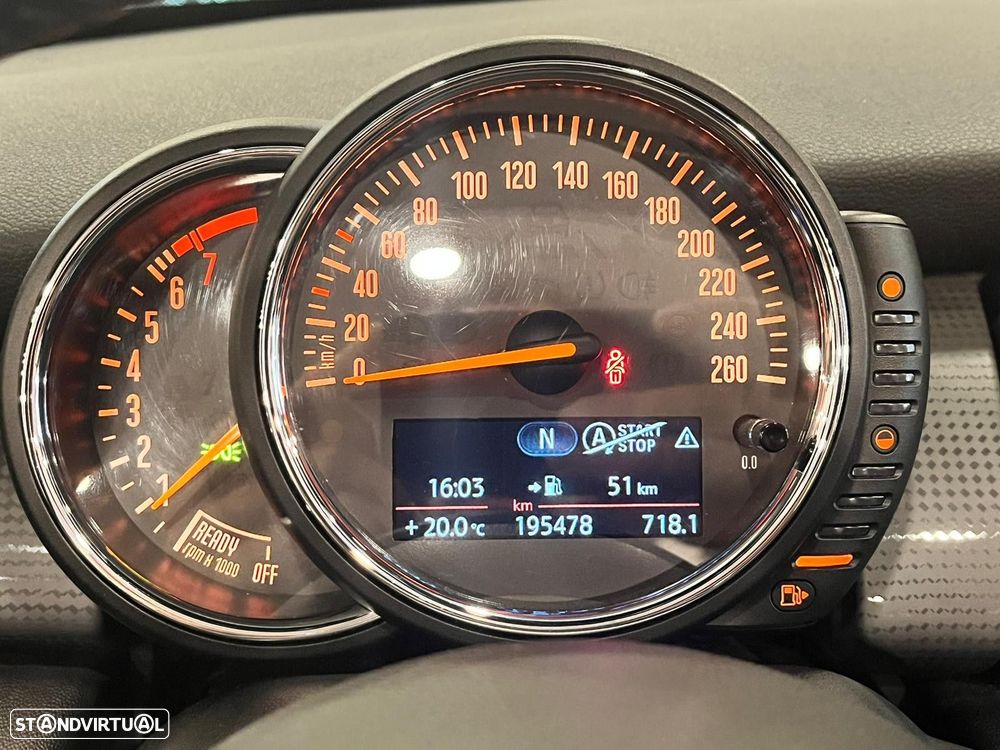 MINI Cabrio Cooper Sidewalk Special Edition - 47