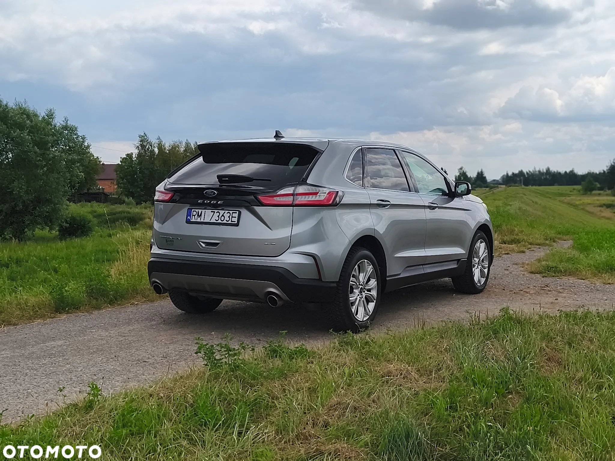 Ford Edge - 4