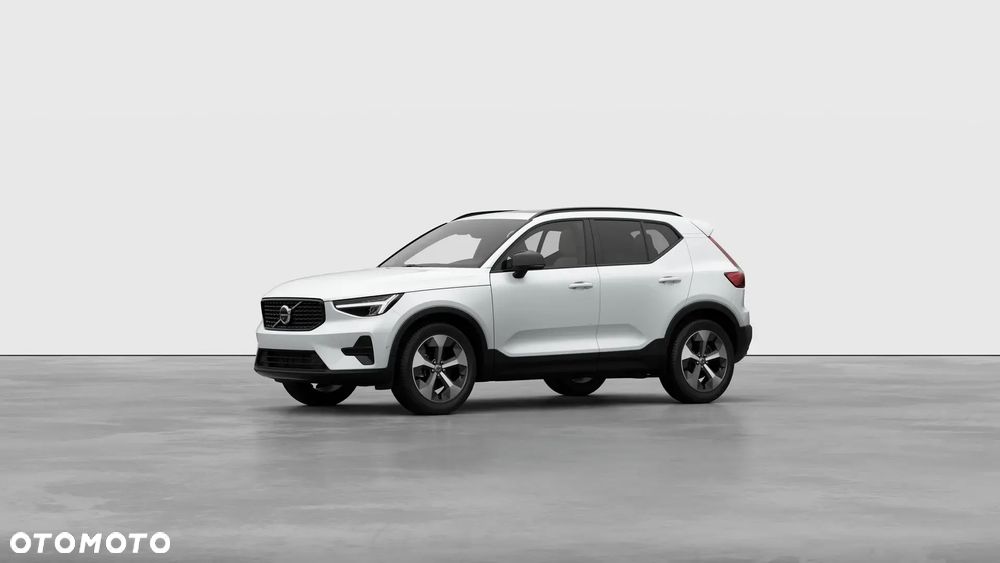 Volvo XC 40 B3 Ultra Dark