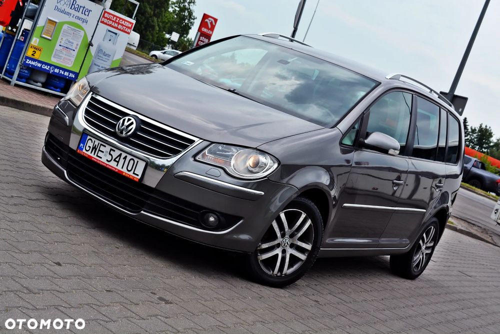 Volkswagen Touran 2.0 TDI Highline DSG - 1