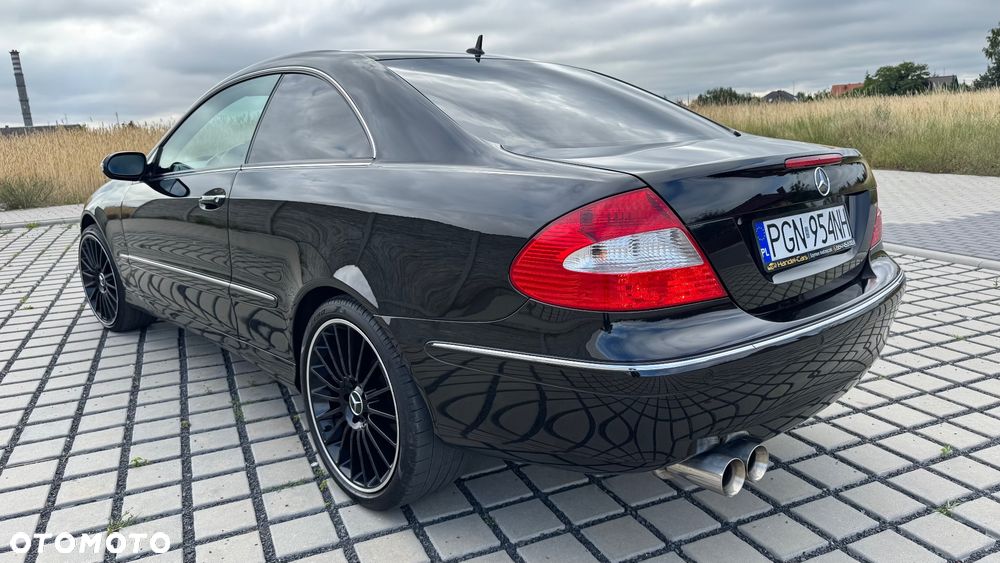 Mercedes-Benz CLK - 9