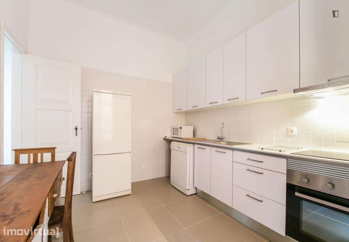 Quarto - localizado em Alcântara Lisbon - Grande imagem: 5/14