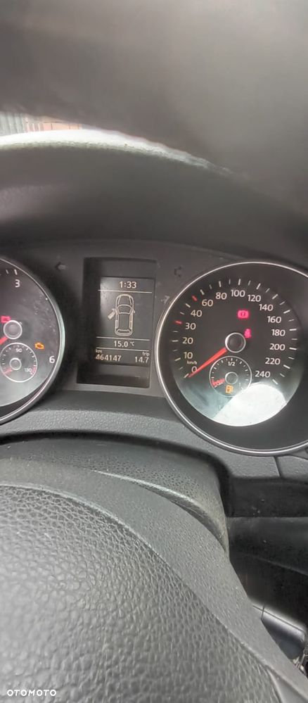 Volkswagen Golf - 1
