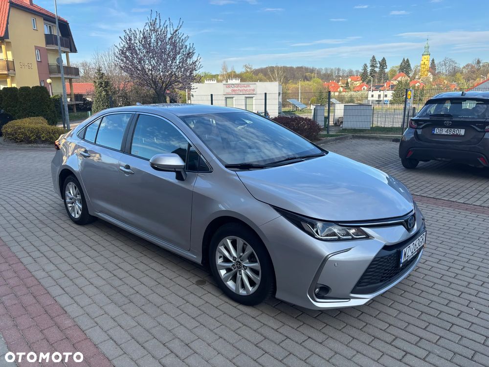 Toyota Corolla 1.8 Hybrid Comfort - 4