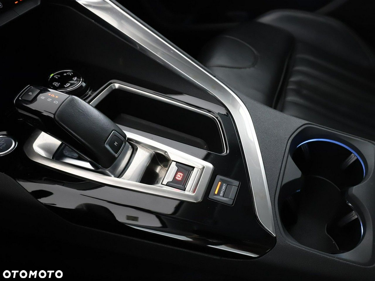 Peugeot 3008 2.0 BlueHDi GT S&S EAT8 - 32