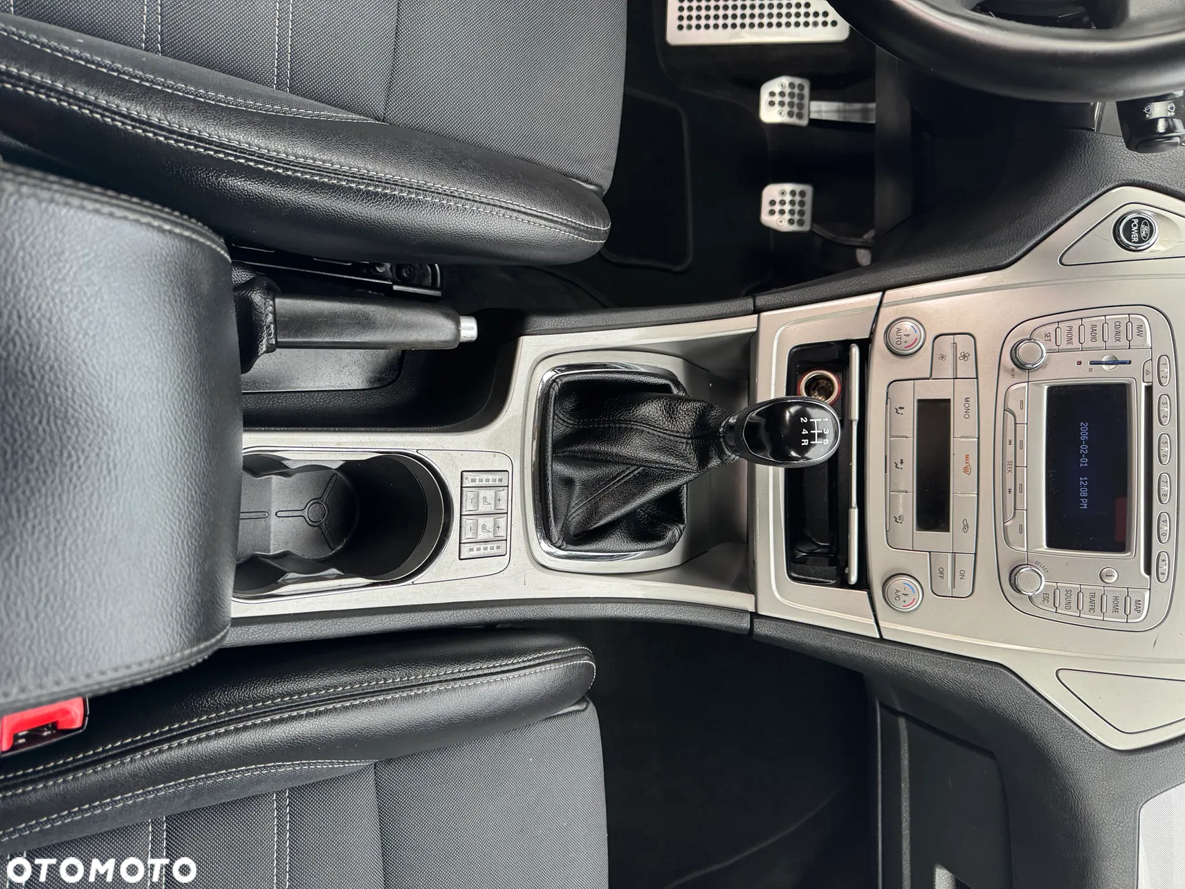 Ford Mondeo - 39