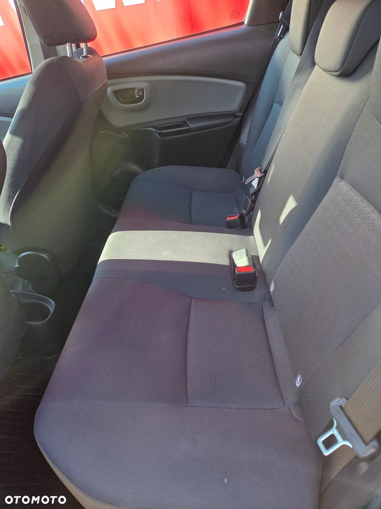 Toyota Yaris 1.5 Active - 23