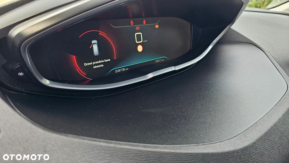 Peugeot 5008 - 21