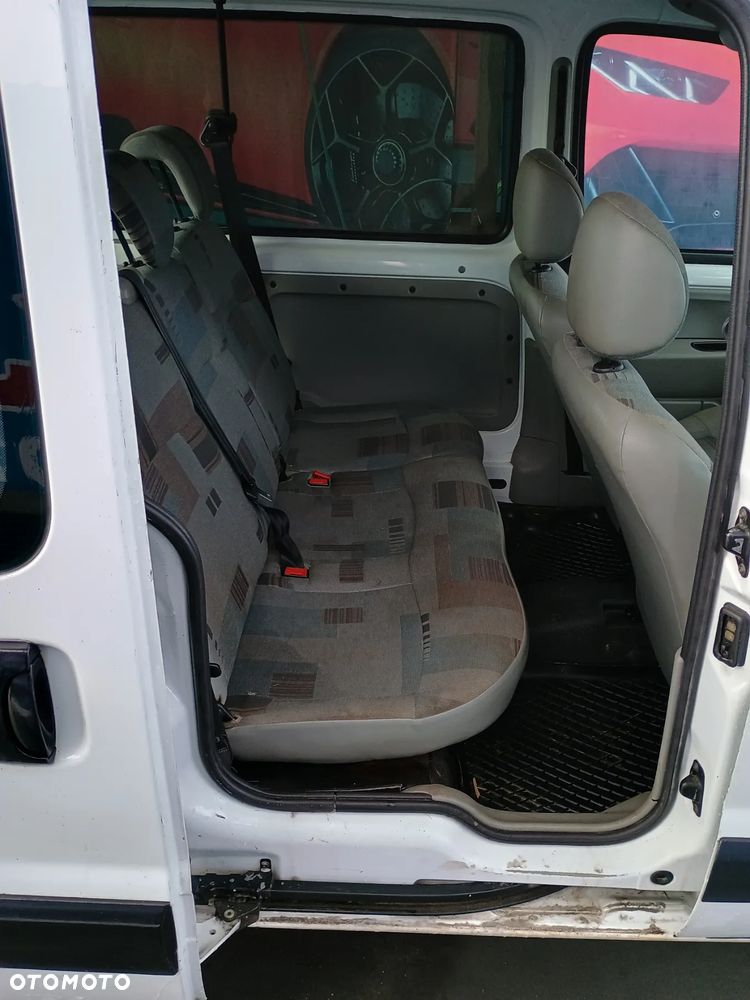 Renault Kangoo 4x4 1.6 16V - 6