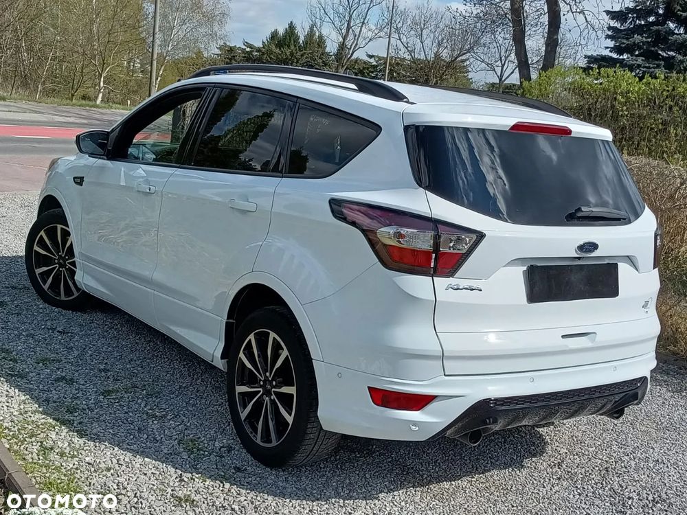 Ford Kuga 2.0 TDCi 4x2 ST-Line - 9