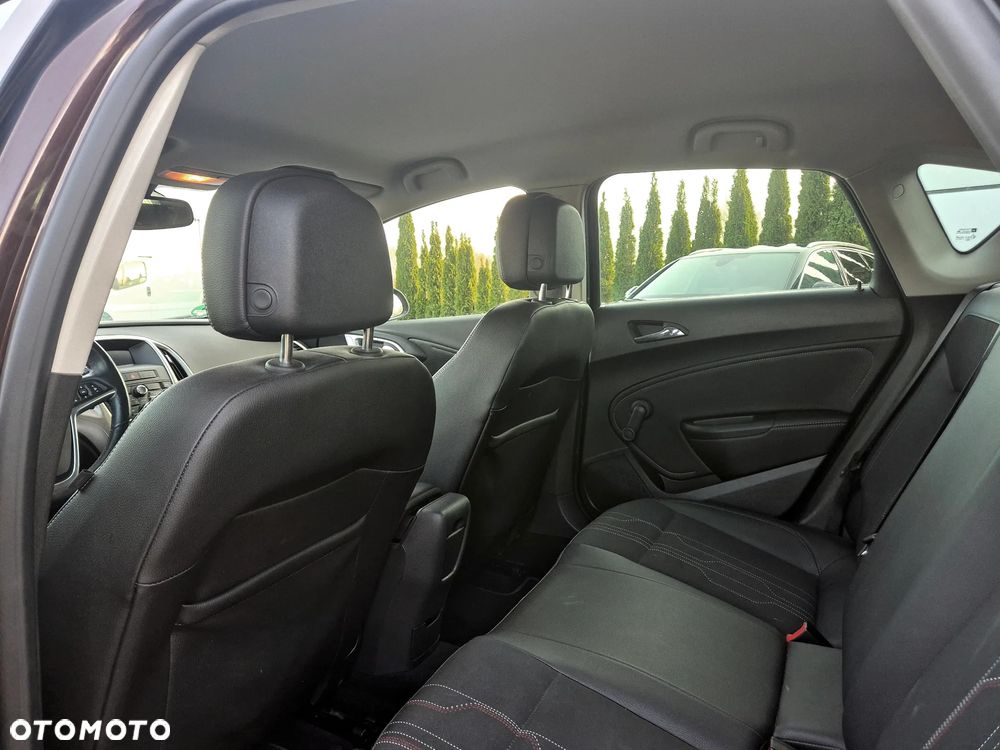 Opel Astra 1.4 Turbo 150 Jahre - 30