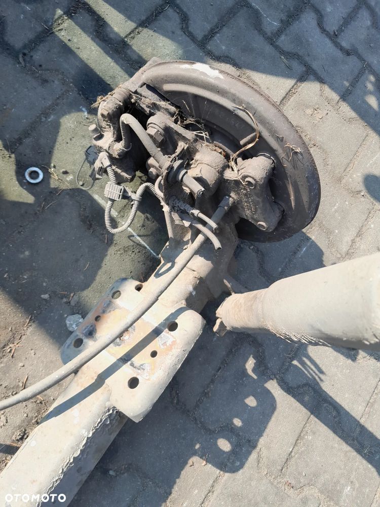 Belka zawieszenia tył koło 16 Peugeot Boxer 18r - 3