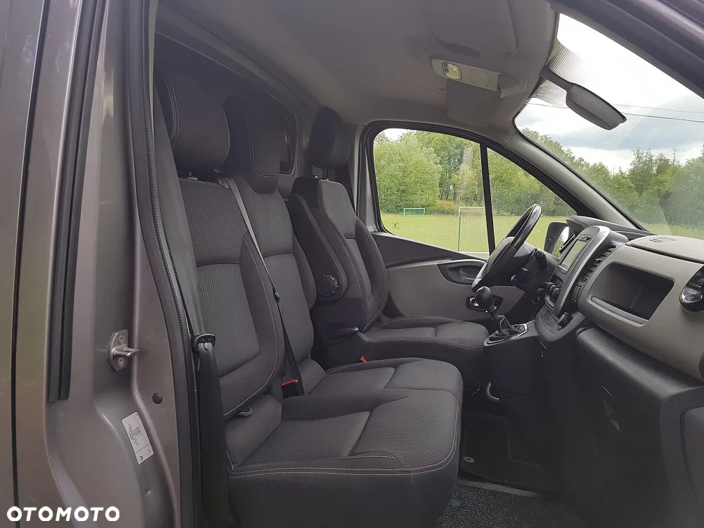 Renault TRAFIC - 16