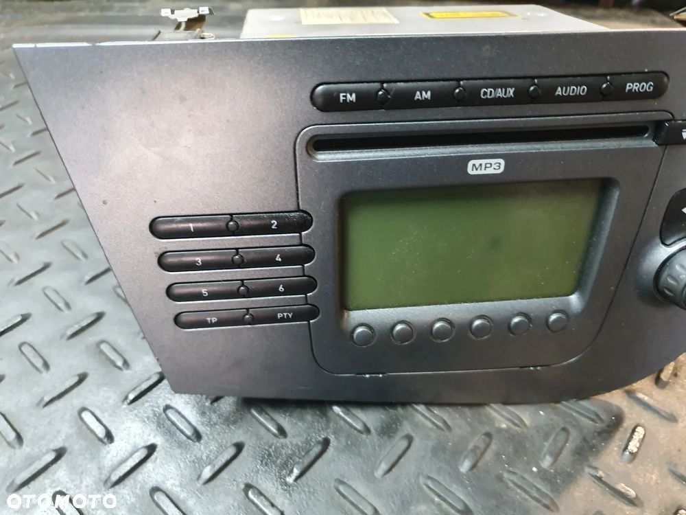 RADIO ODTWARZACZ CD SEAT LEON II 1P1035186B MP3 - 2