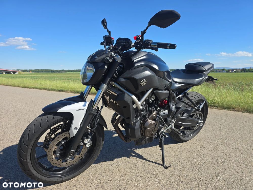 Yamaha MT - 13
