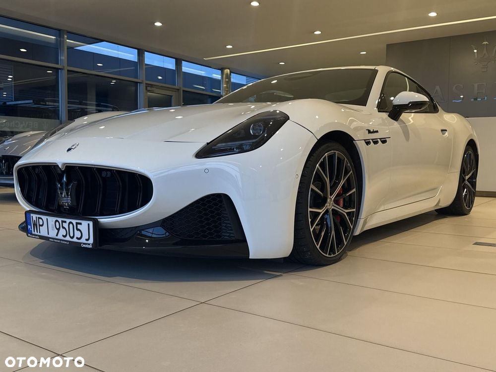 Maserati GranTurismo - 24