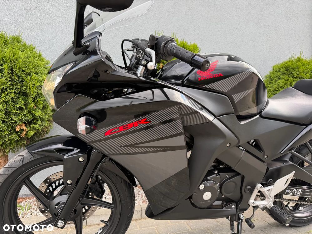 Honda CBR - 30