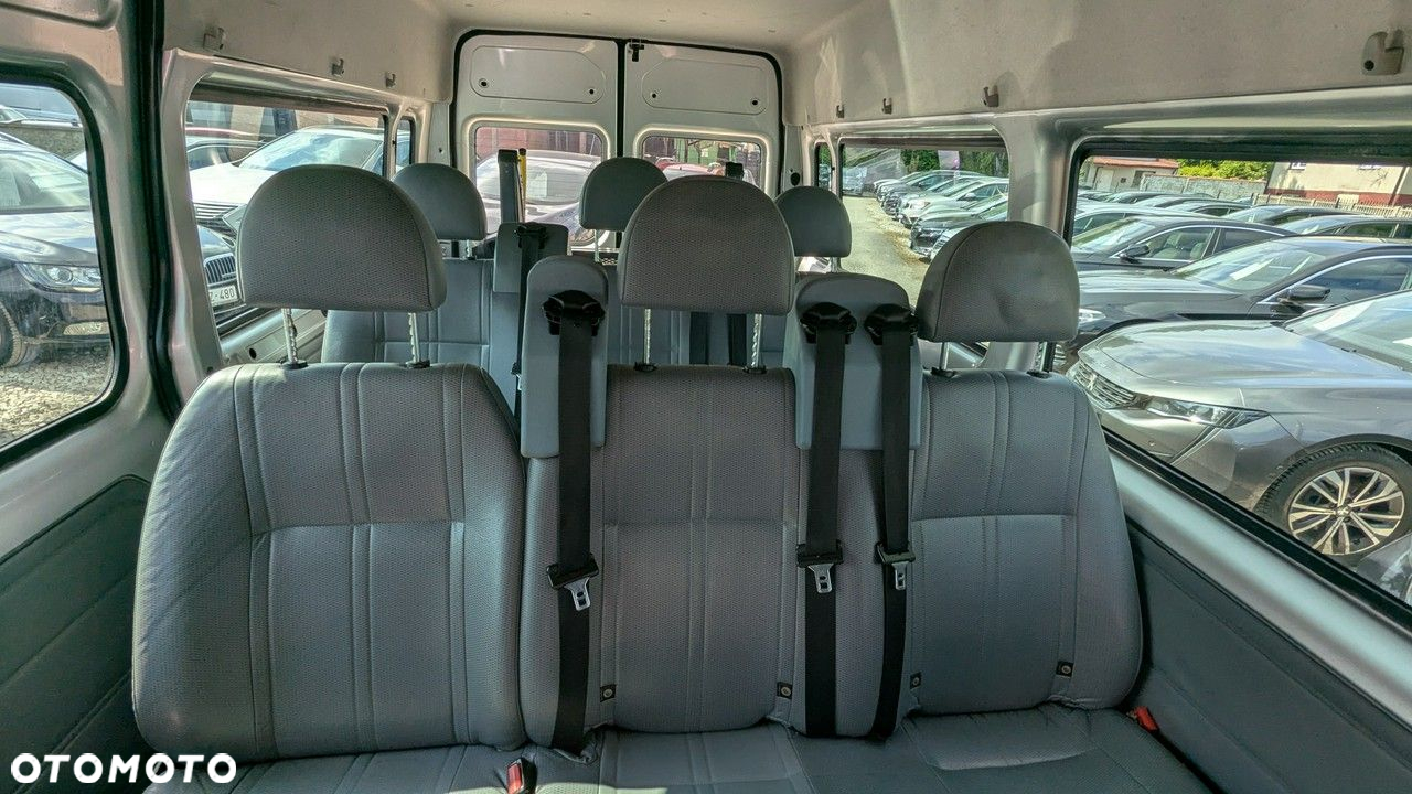 Ford Transit - 18