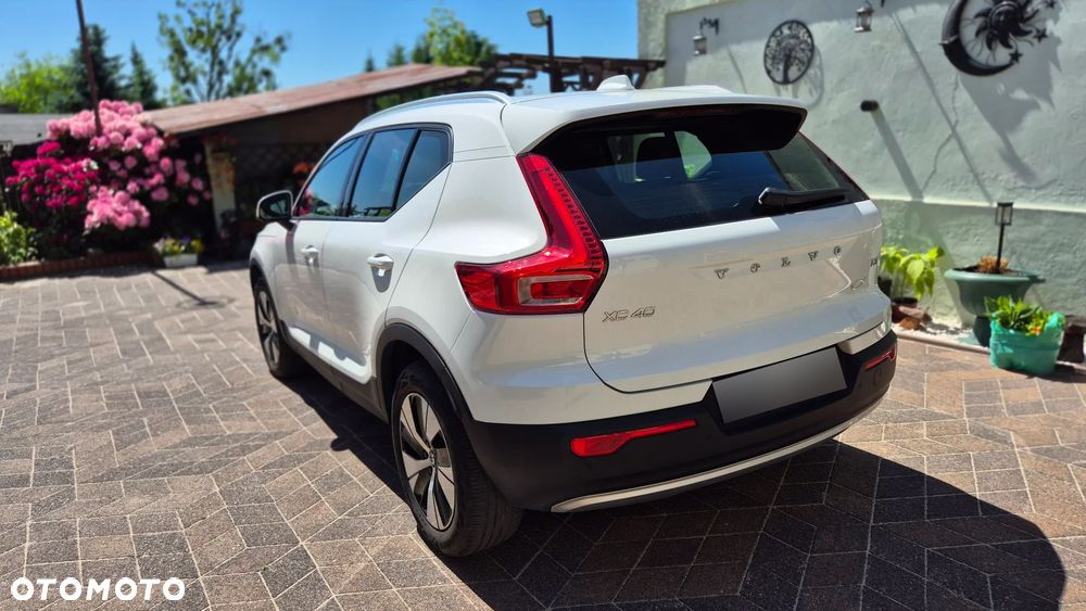 Volvo XC 40 T3 Momentum Core - 4