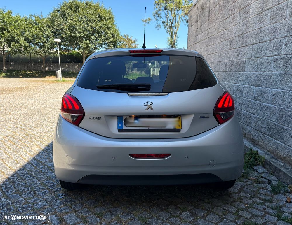 Peugeot 208 1.2 PureTech Style - 27