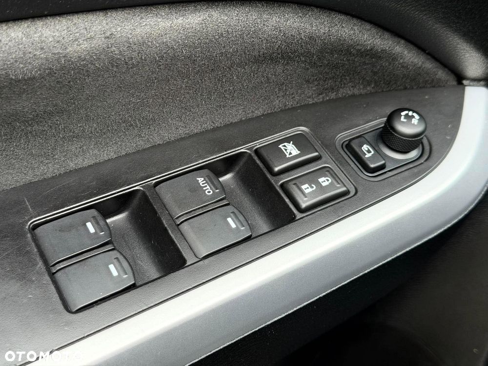 Suzuki Vitara 1.6 Premium 2WD - 34